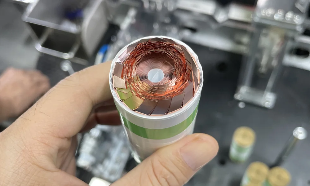 Cylindrical Cell Laser Cutting and Winding Integrated Machine