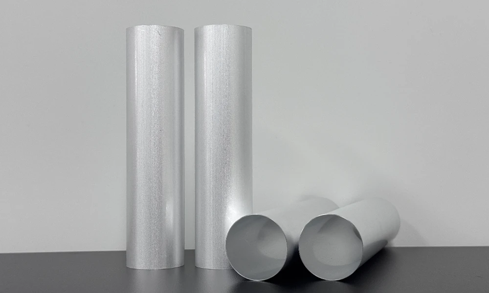 33135 Cylindrical Hollow Aluminum Can