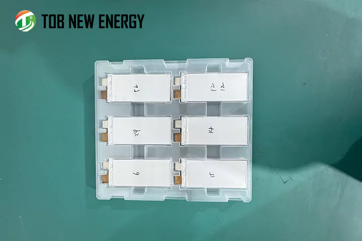 硫化物固体電池の作製と電池組立方法